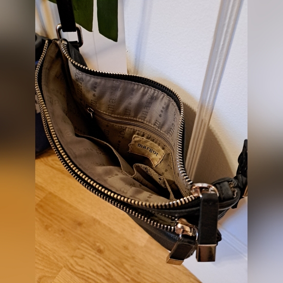 Margot Crossbody Handbag - Picture 6 of 9